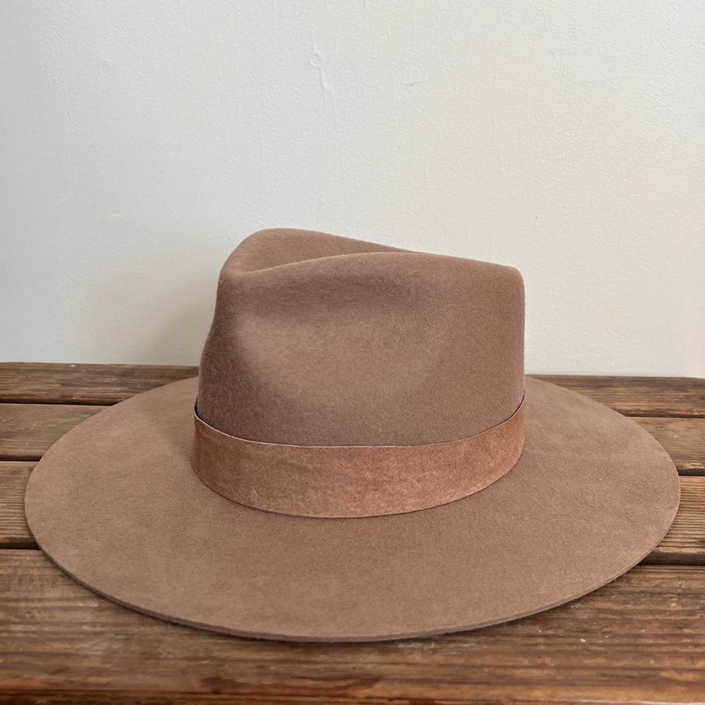 Gigi pip Hat
